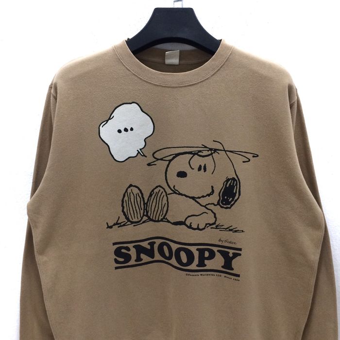 Uniqlo Snoopy Cartoon Sweatshirt | Grailed