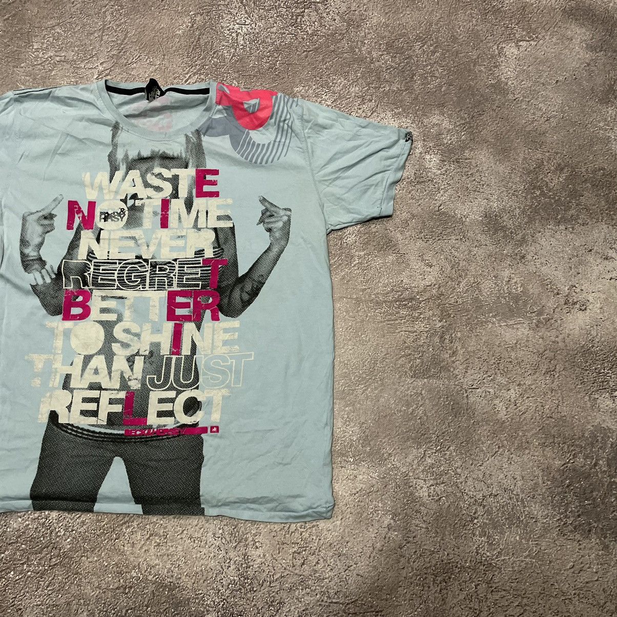 Vintage Vintage Y2K Sun Faded Graphic Tee Streetwear Skate Boxy M Size US M / EU 48-50 / 2 - 2 Thumbnail