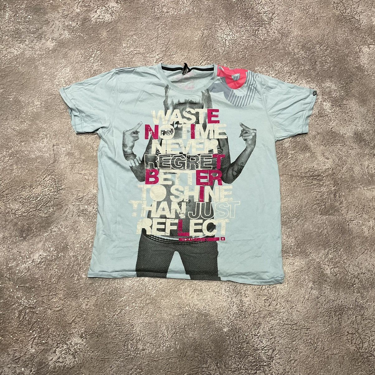 Vintage Vintage Y2K Sun Faded Graphic Tee Streetwear Skate Boxy M Size US M / EU 48-50 / 2 - 3 Thumbnail