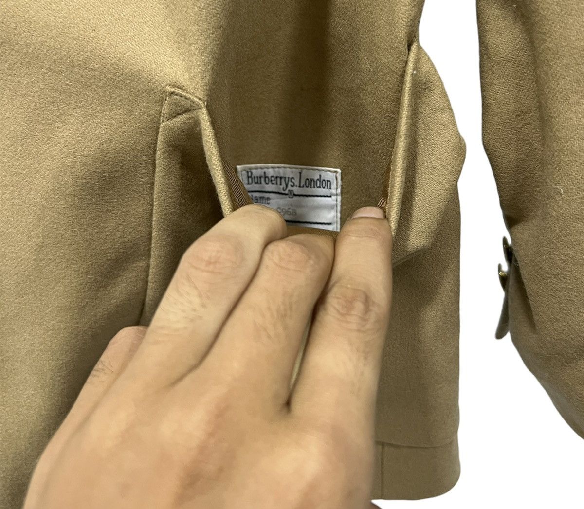 Burberry BURBERRYS SPECIALLY MADE FOR MARUZEN TOKYO BLAZER COAT Size US M / EU 48-50 / 2 - 7 Thumbnail