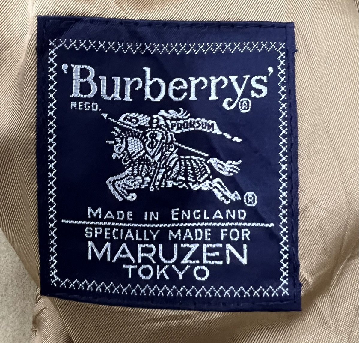 Burberry BURBERRYS SPECIALLY MADE FOR MARUZEN TOKYO BLAZER COAT Size US M / EU 48-50 / 2 - 12 Thumbnail