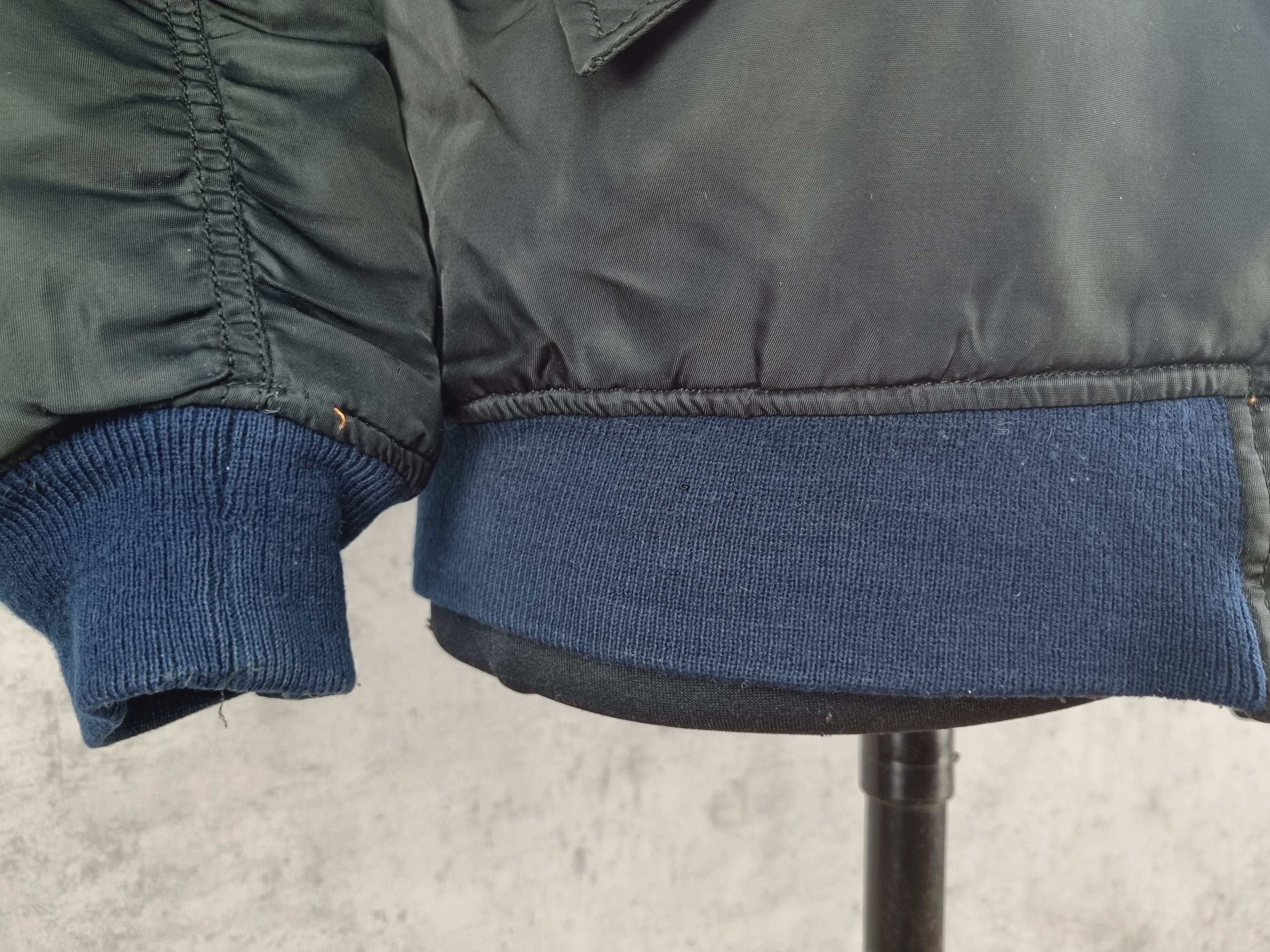 Alpha Industries × Vintage Rare 1987 Reversible Alpha Industries seen on Kanye West Size US L / EU 52-54 / 3 - 11 Thumbnail