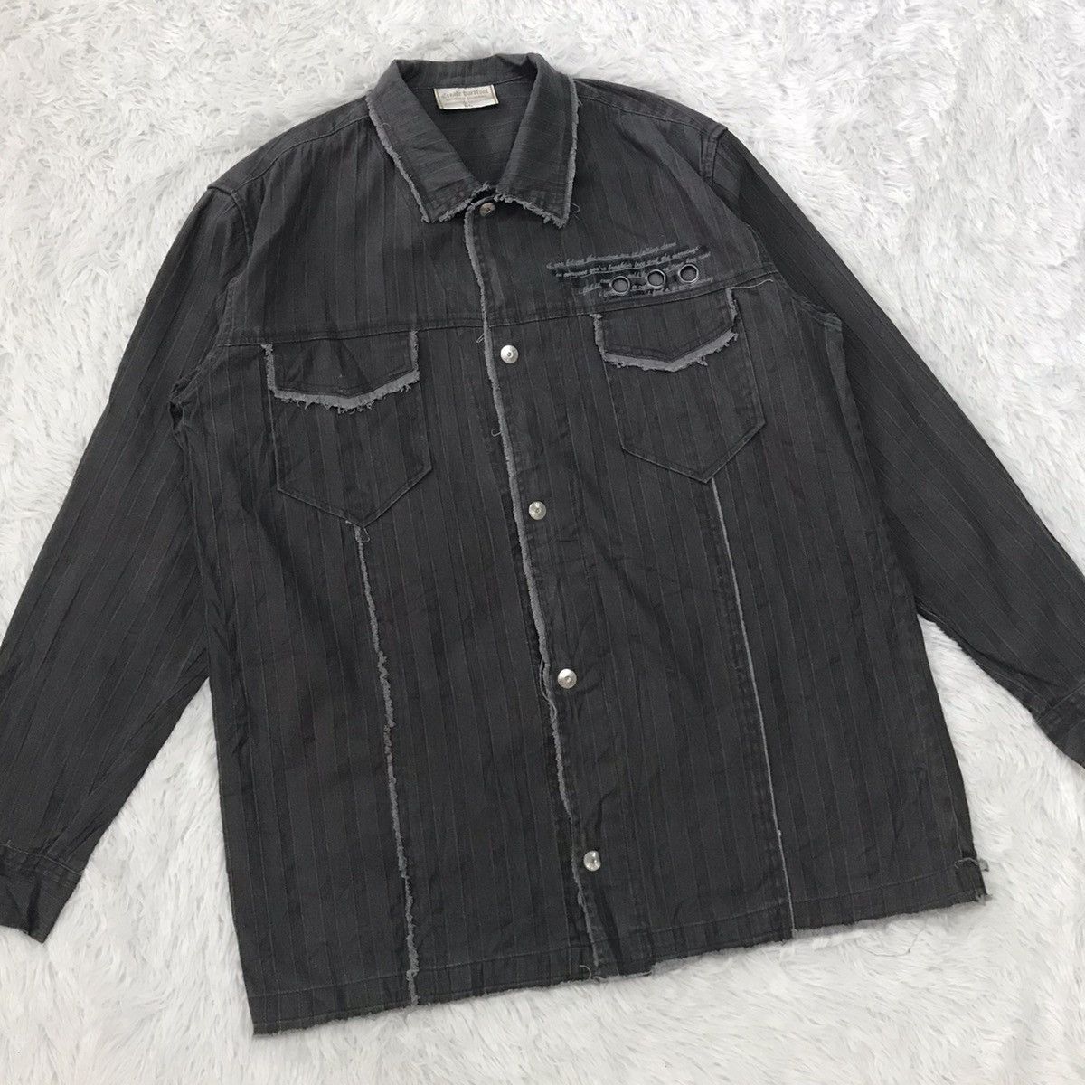 Japanese Brand Cutting Distress Create Barefoot Snap Button Jacket Size US L / EU 52-54 / 3 - 1 Thumbnail