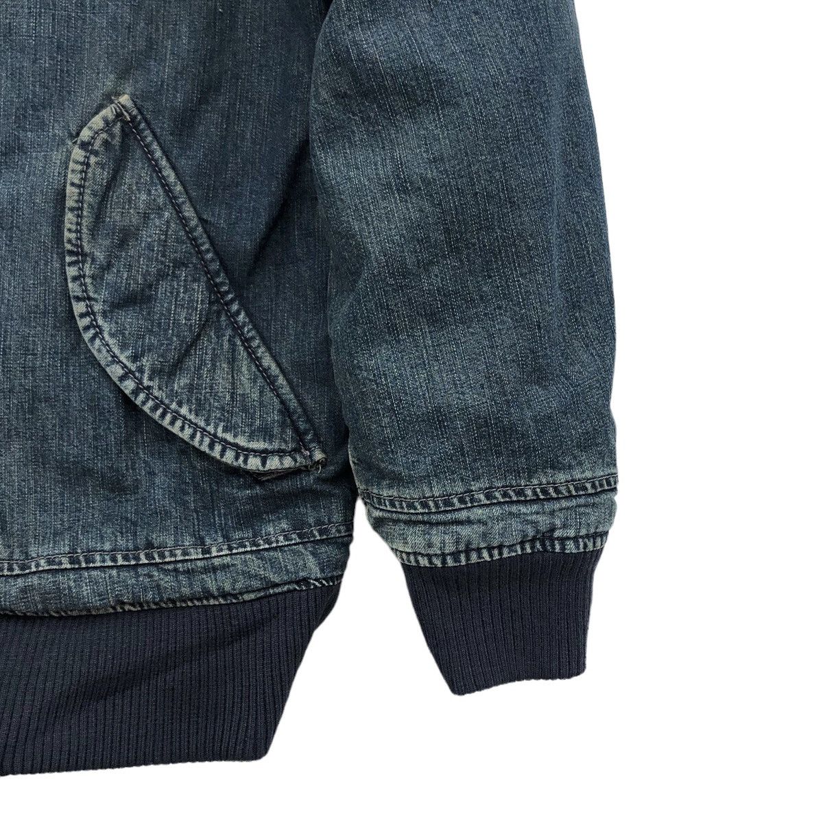 Johnbull Vintage Johnbull Kojima Japan Denim Bomber Jacket Size US L / EU 52-54 / 3 - 8 Thumbnail