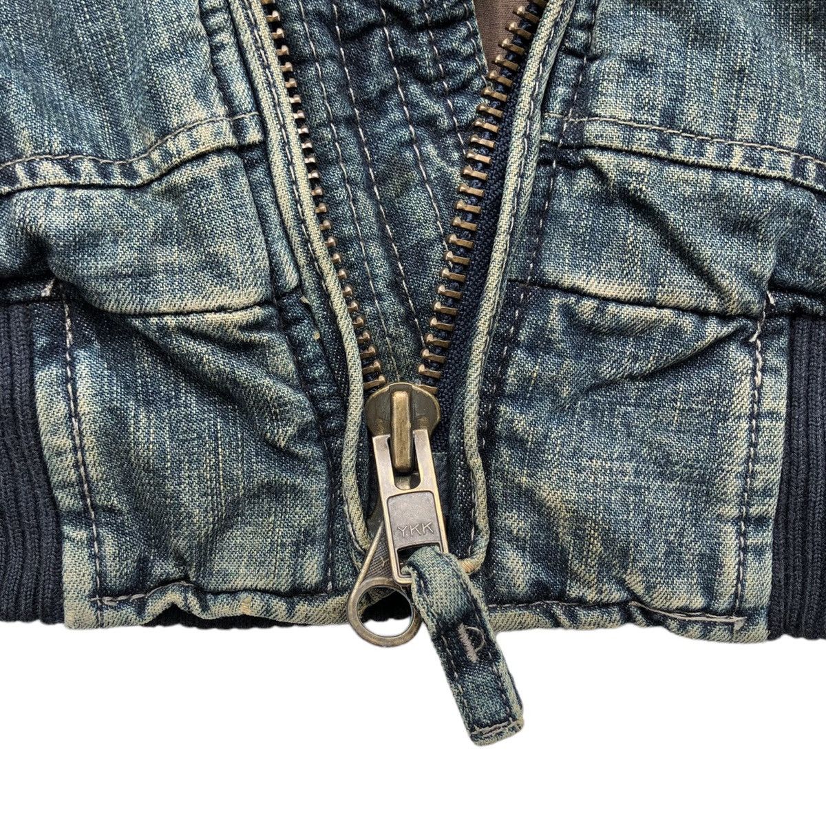 Johnbull Vintage Johnbull Kojima Japan Denim Bomber Jacket Size US L / EU 52-54 / 3 - 10 Thumbnail