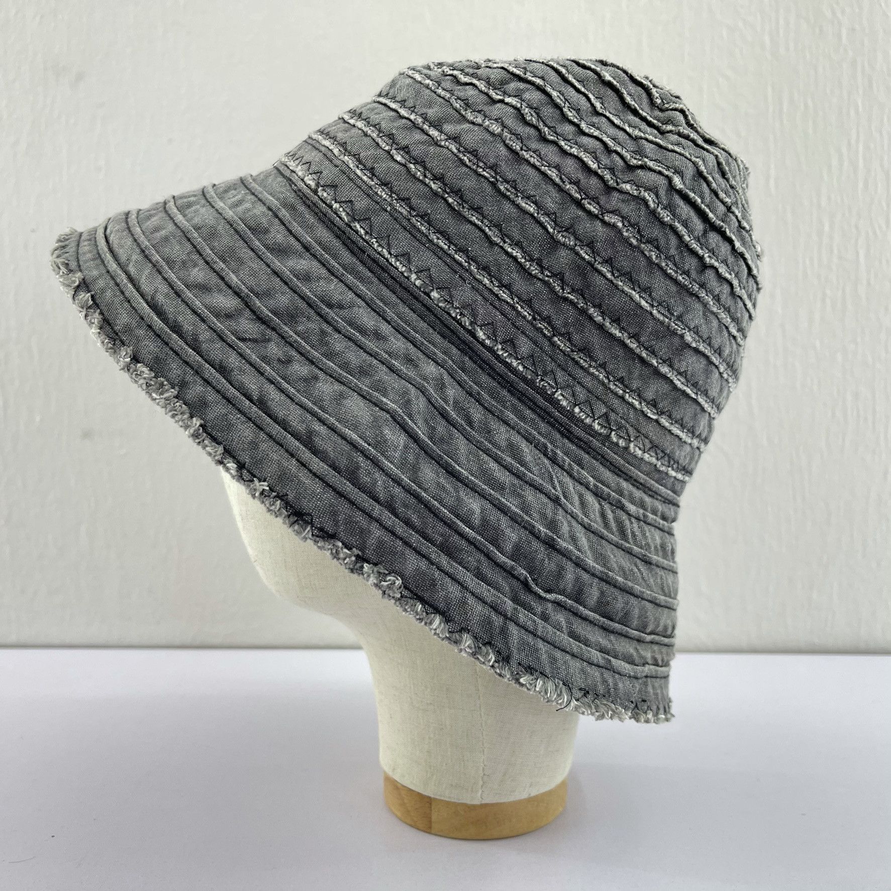 Japanese Brand Unknown Japanese Brand Nice Design Bucket Hats-BH1296 Size ONE SIZE - 1 Thumbnail