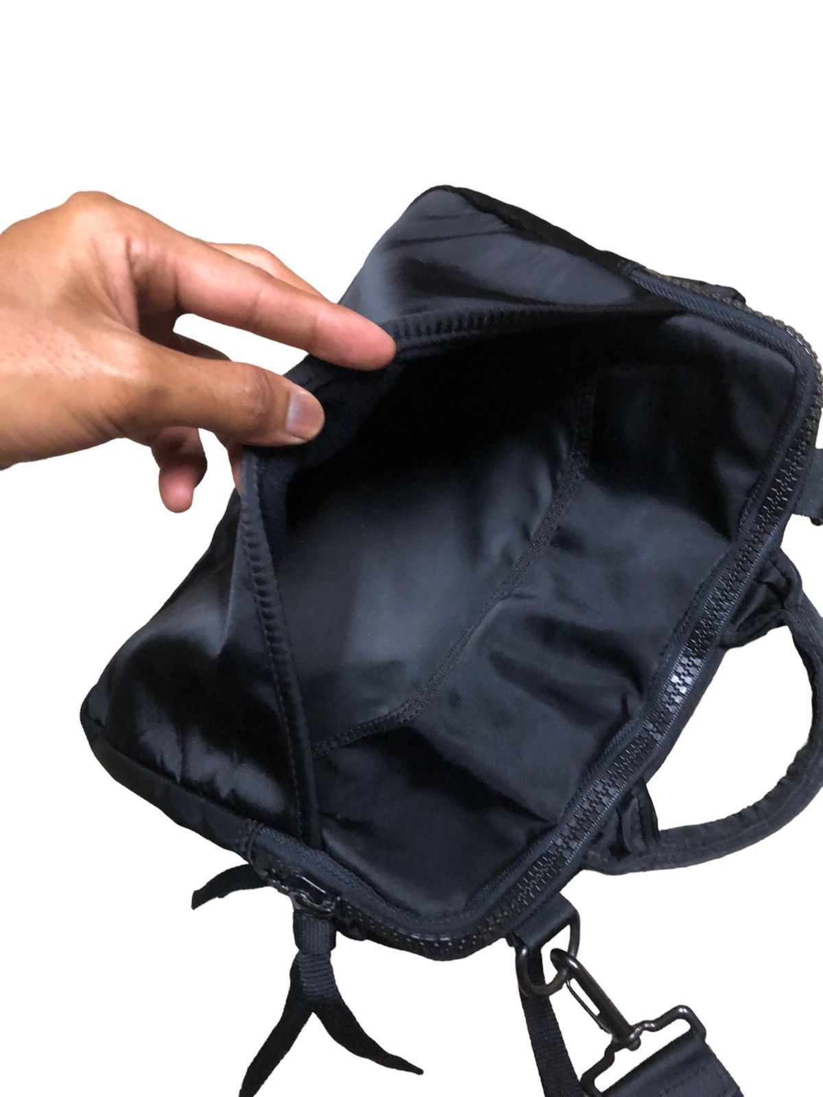 Yohji Yamamoto YSACCS + POUR TOUS HANDCARRY SLINGBAG Size ONE SIZE - 7 Thumbnail