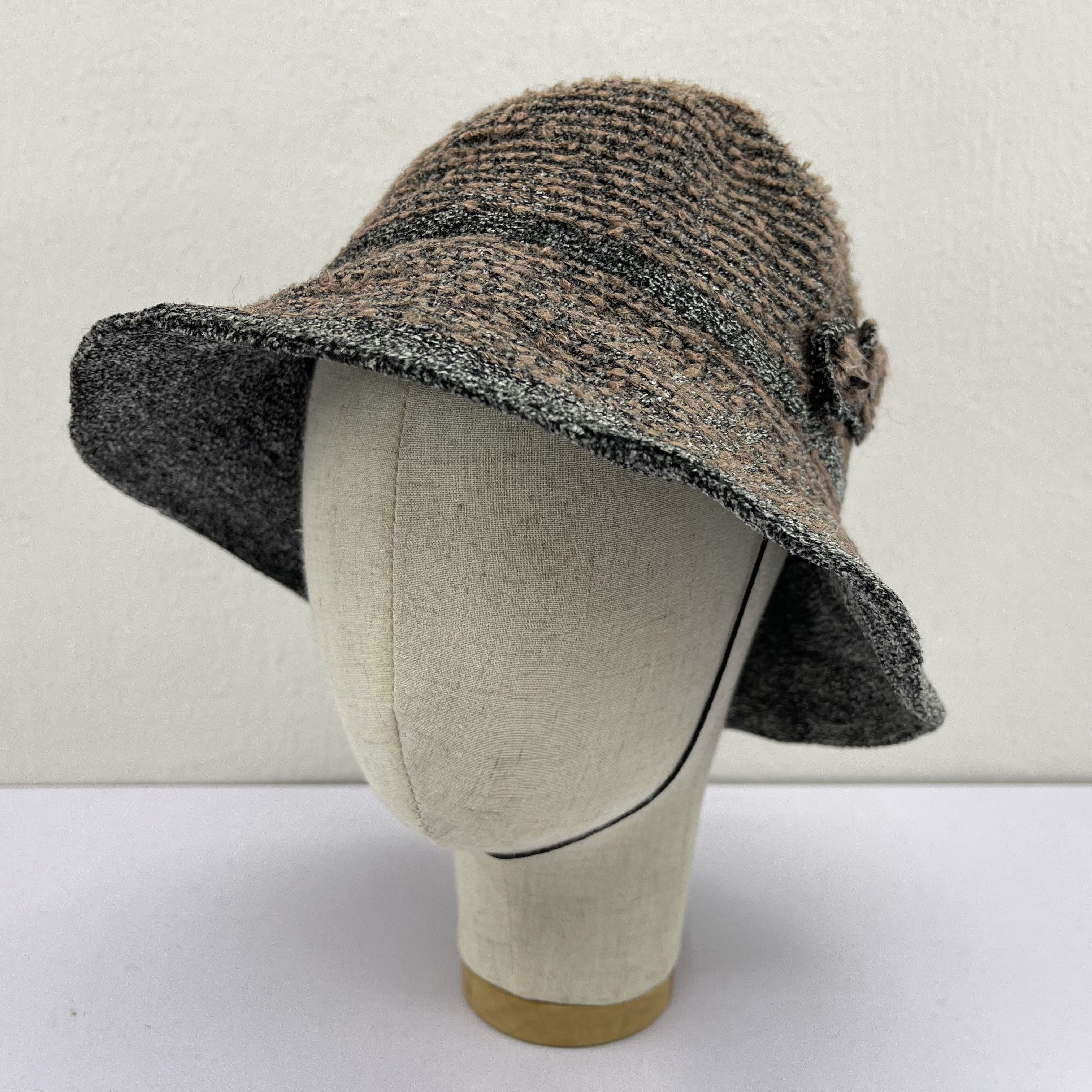Japanese Brand Unknown Japanese Brand Nice Design Bucket Hats-BH3093 Size ONE SIZE - 2 Thumbnail