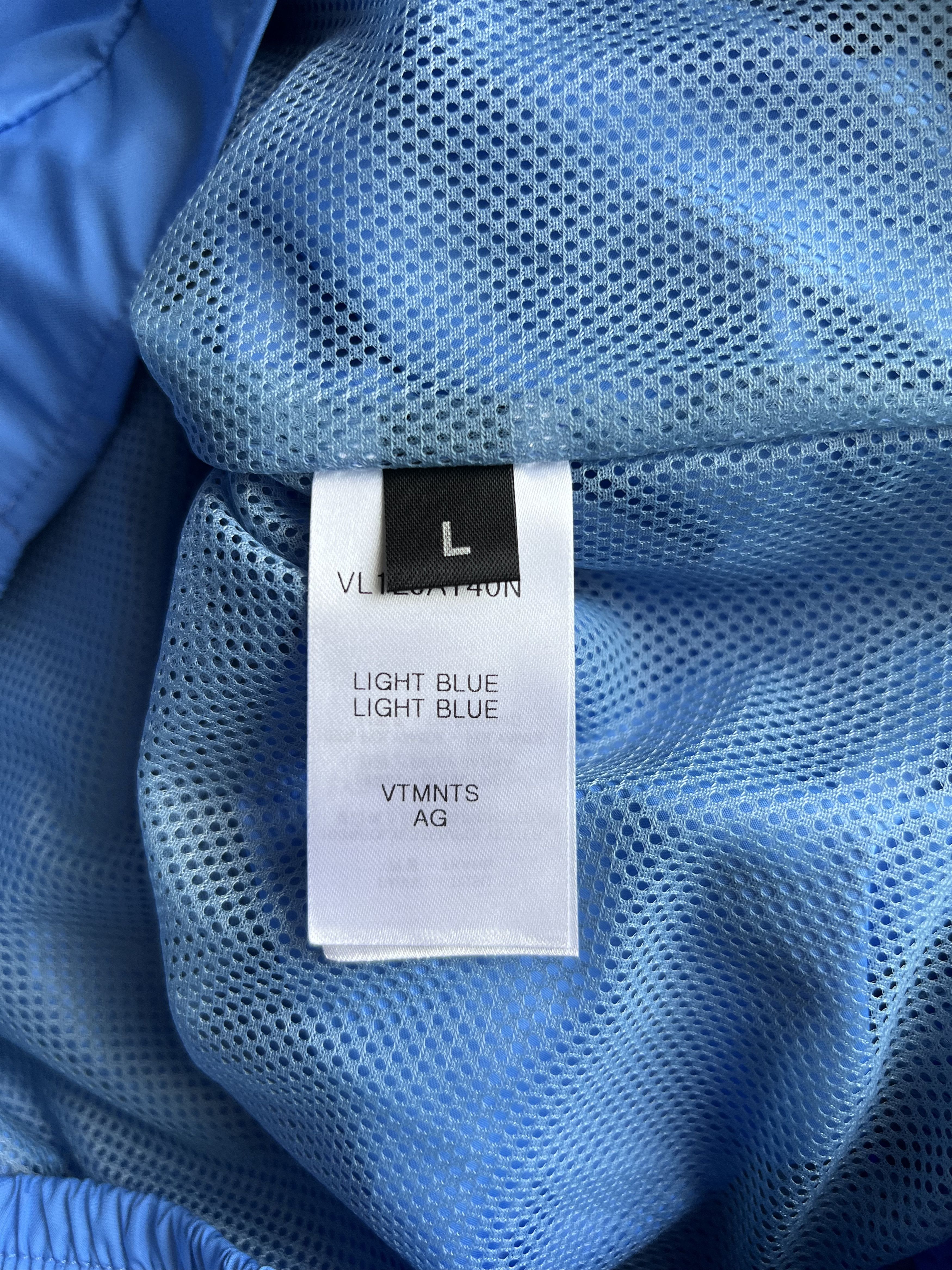Vetements VTMNTS Barcode Track Jacket in Blue Size US L / EU 52-54 / 3 - 8 Thumbnail