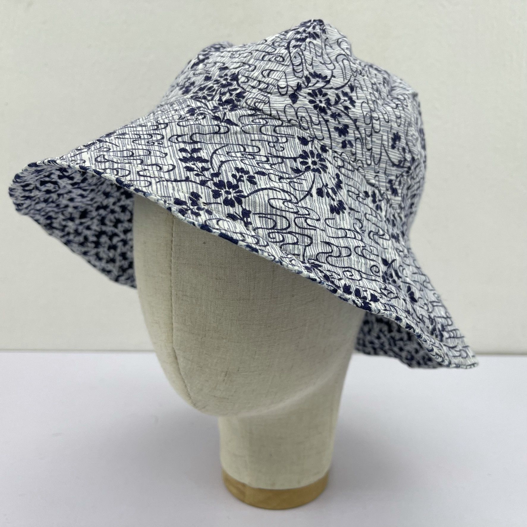 Other Unknown Reversible Nice Design Bucket Hats-BH3041 Size ONE SIZE - 5 Thumbnail