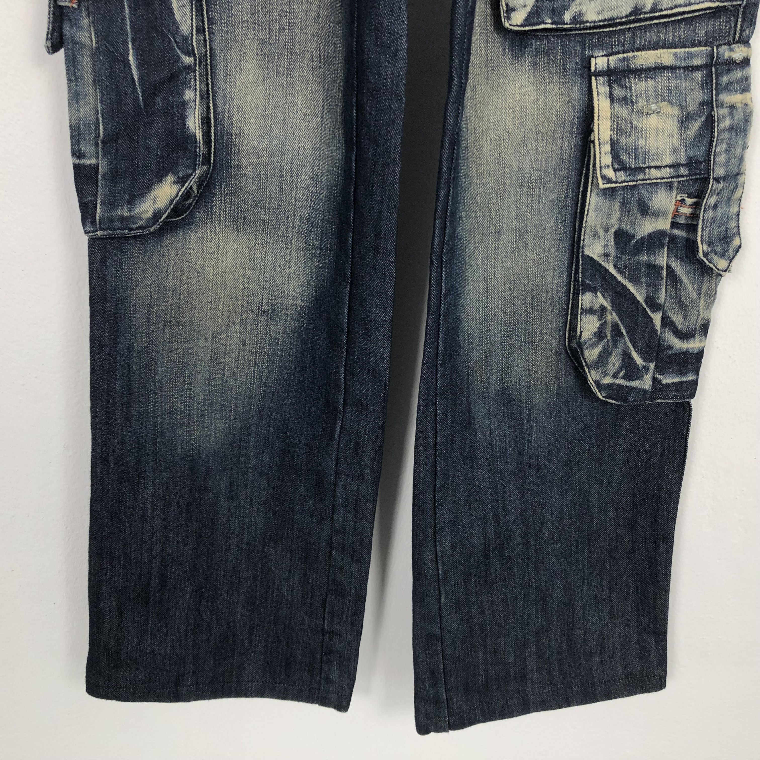 Designer × Japanese Brand × Vintage Vintage Japan Style Cargo Style Multi Pocket Denim Jeans Size US 26 / EU 42 - 3 Thumbnail