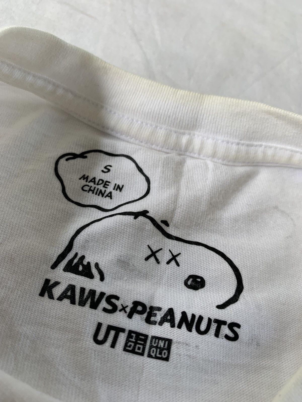 Kaws × Peanuts × Uniqlo Uniqlo Kaws Peanuts Tshirt Size US S / EU 44-46 / 1 - 3 Thumbnail
