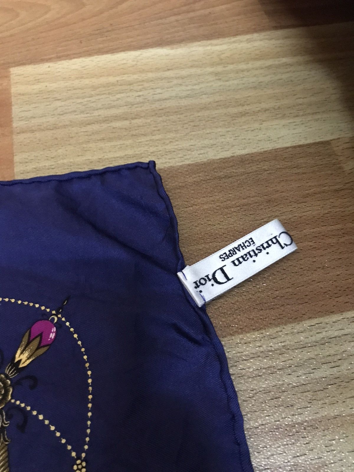Christian Dior Monsieur × Vintage ‼️VTG CHRISTIAN DIOR SILK SCARF 34x34INCHIES nice design‼️ Size ONE SIZE - 3 Thumbnail
