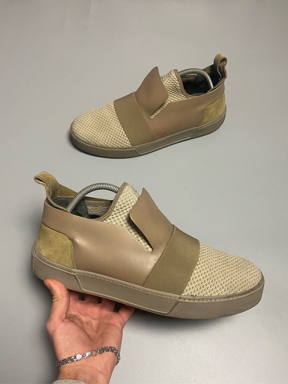 Balenciaga Balenciaga leather low trainers shoes Size US 10 / EU 43 - 1 Thumbnail