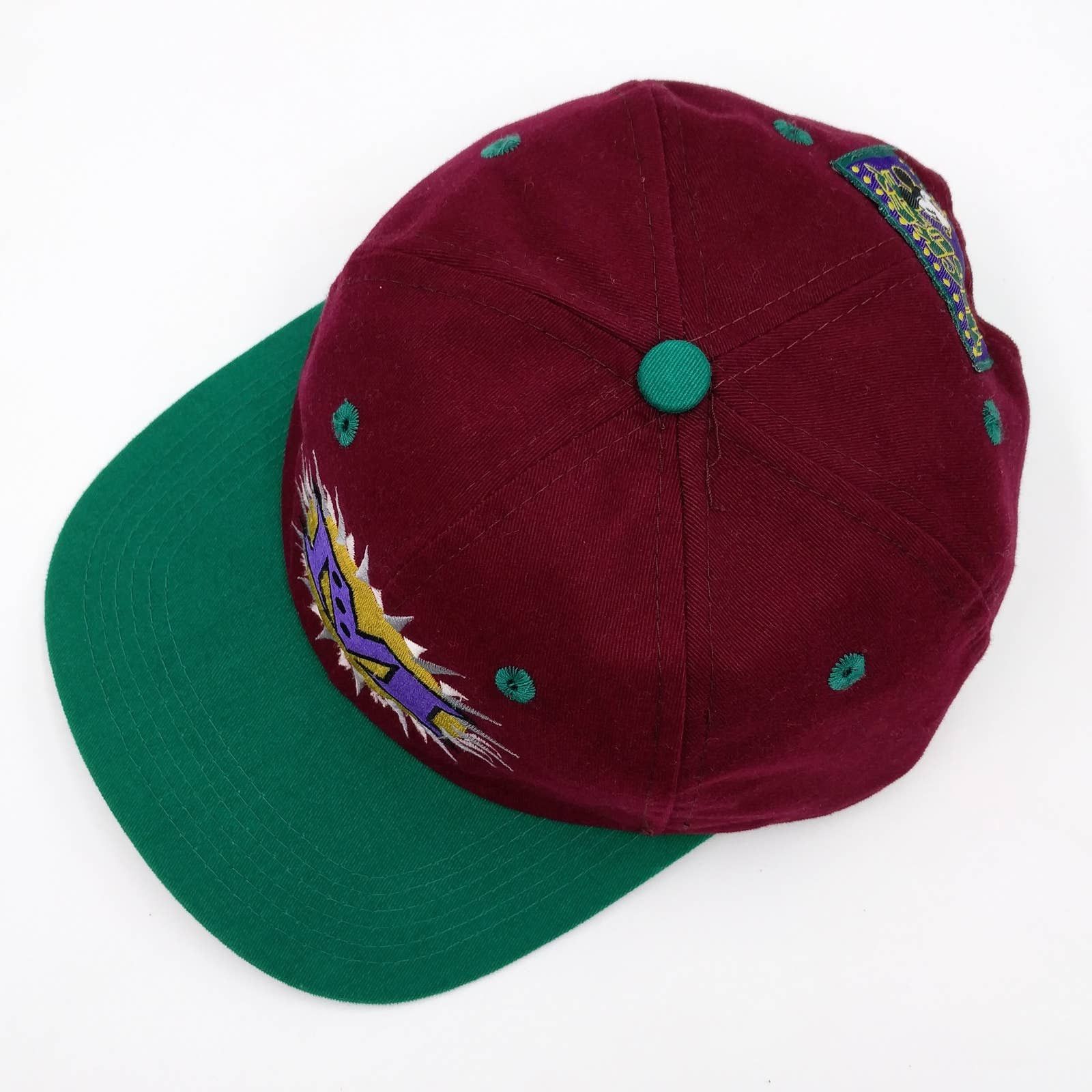 Vintage Vintage Mickey Disney Trucker Hat Two-Tone 90s Burgundy Red Size ONE SIZE - 4 Thumbnail