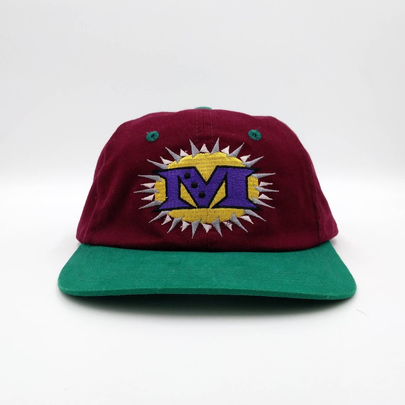 Vintage Vintage Mickey Disney Trucker Hat Two-Tone 90s Burgundy Red Size ONE SIZE - 2 Thumbnail