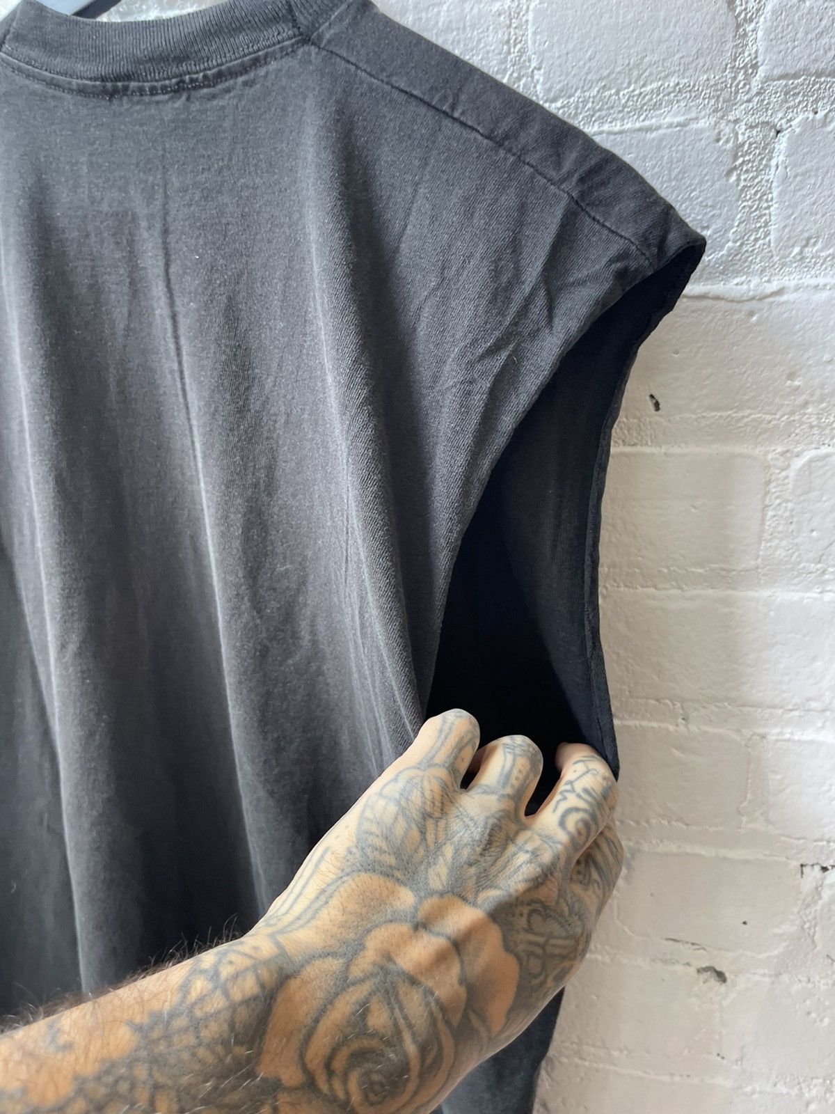 Vintage Vintage 90s FUCK THRASHED SKATER TANK TOP SHIRT 4GSELLER Size US L / EU 52-54 / 3 - 7 Thumbnail