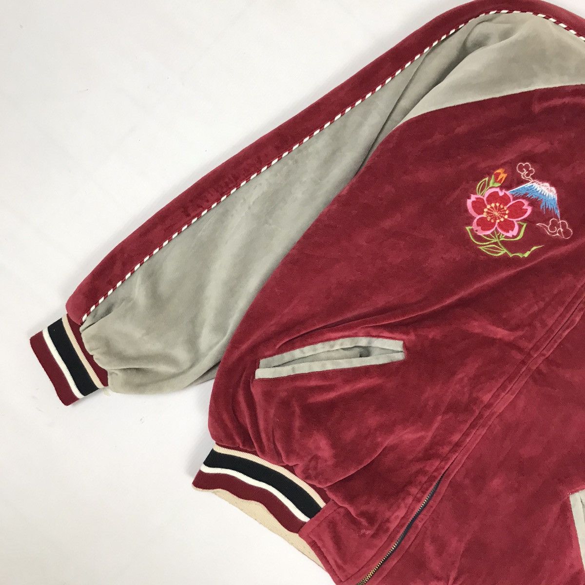 Japanese Brand × Vintage Vintage Japanese Souvenir Sukajan Velvet Jacket Size US M / EU 48-50 / 2 - 5 Thumbnail