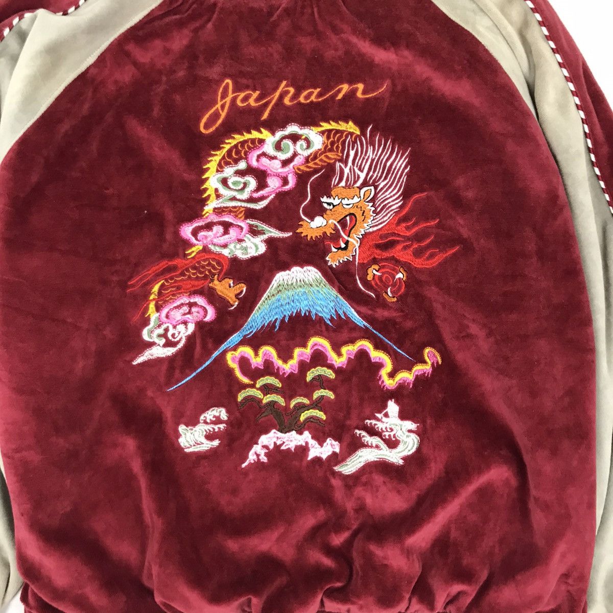 Japanese Brand × Vintage Vintage Japanese Souvenir Sukajan Velvet Jacket Size US M / EU 48-50 / 2 - 2 Thumbnail