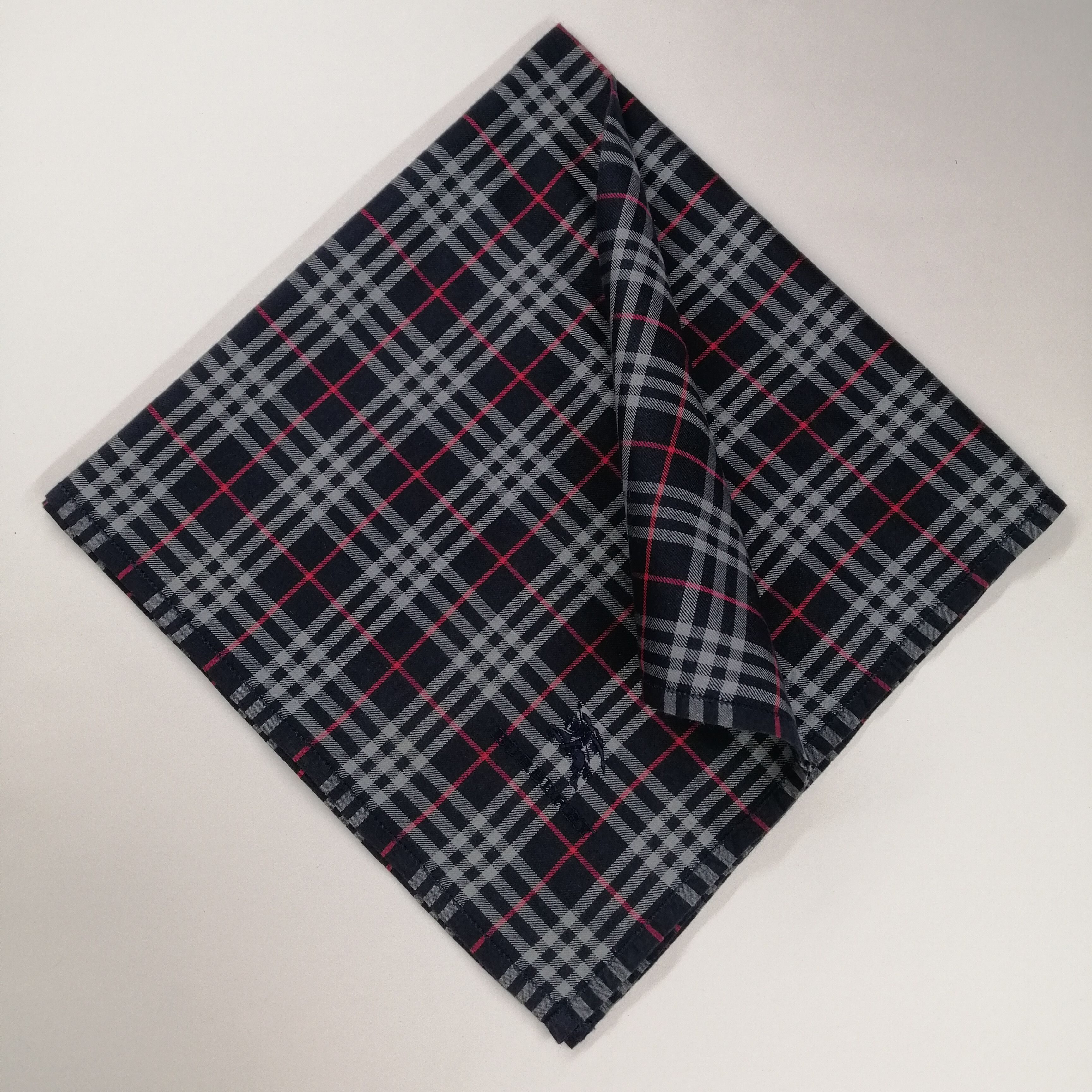 Burberry Vintage Burberry Handkerchief/Neckerchief/Bandana-KD1045 Size ONE SIZE - 1 Thumbnail