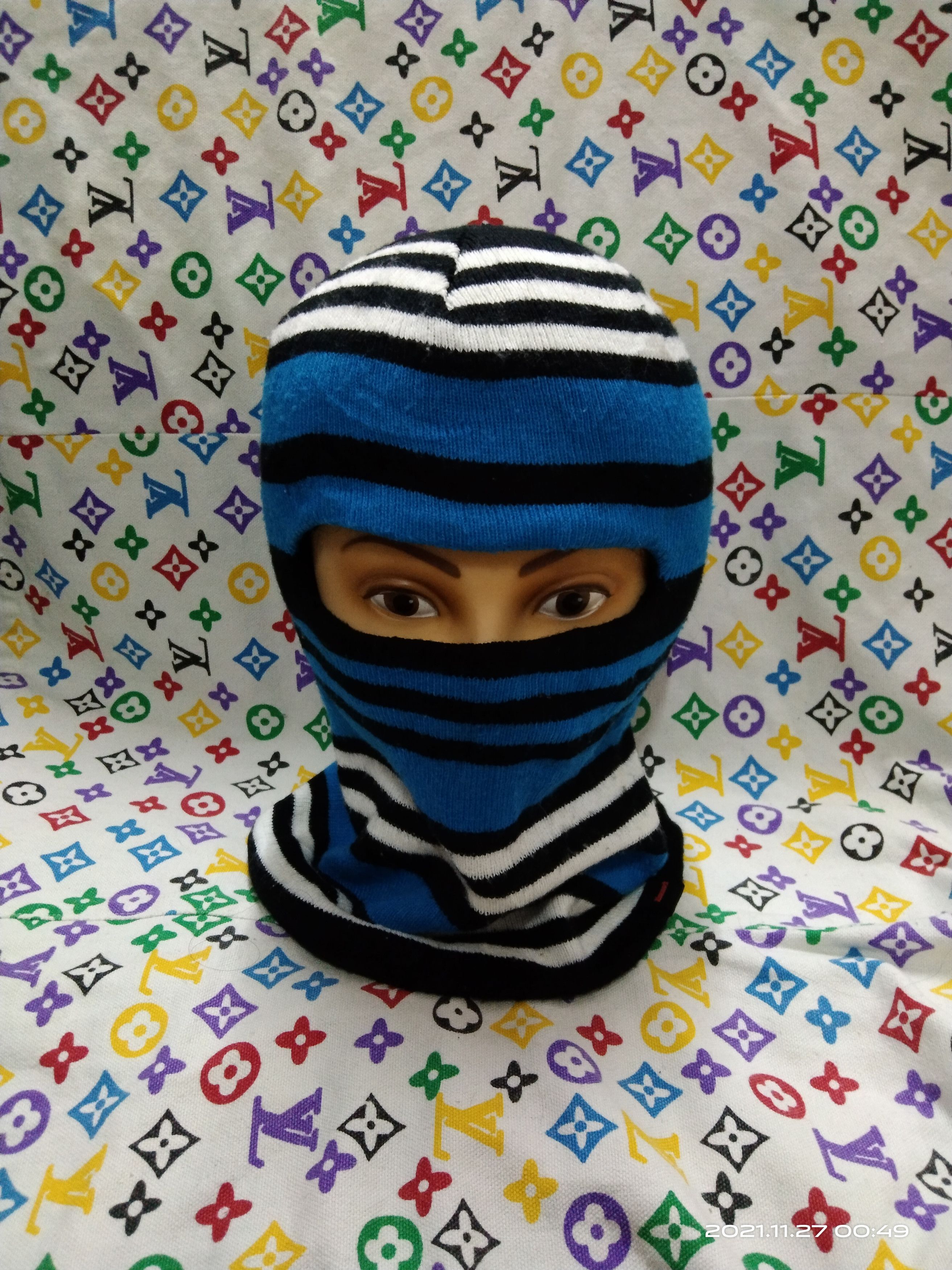 Japanese Brand KISSMARK BALACLAVA MASK STRIPE KURT COBAIN STYLE Size ONE SIZE - 1 Thumbnail