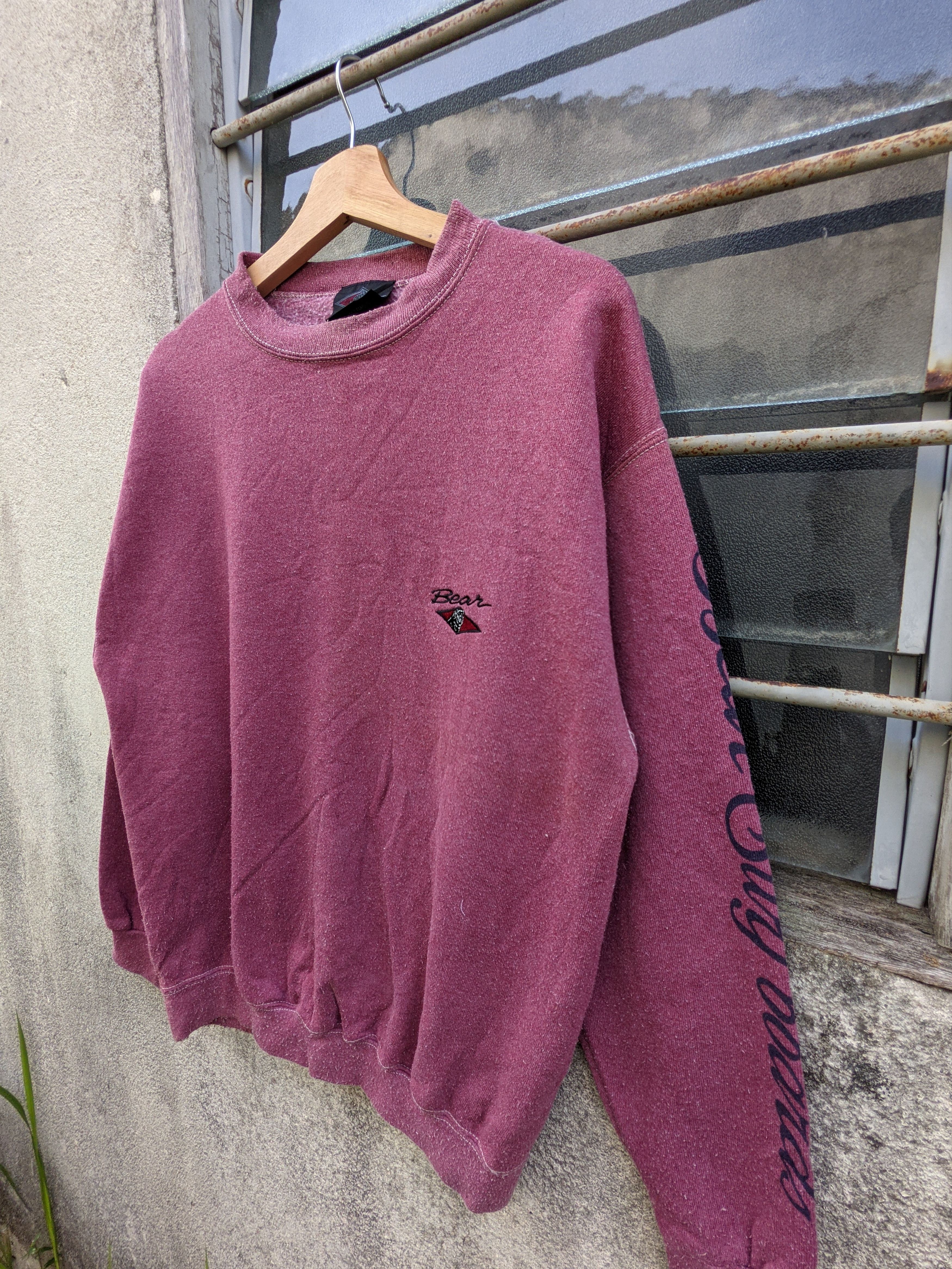 Vintage ⚡️Rare⚡️ Vintage Bear Surf Board Size US M / EU 48-50 / 2 - 4 Thumbnail
