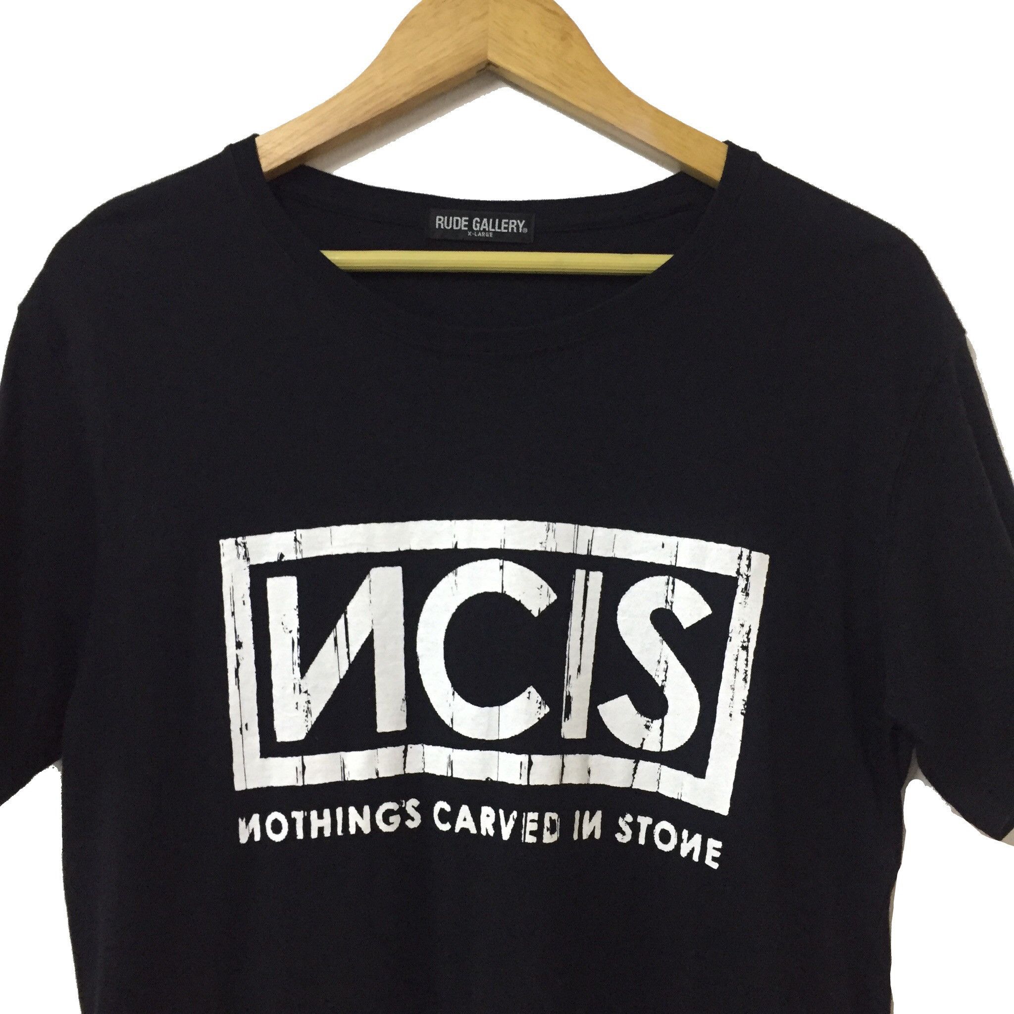 Japanese Brand RUDE GALLERY NOTHING CARVED IN STONE BAND JAPAN TSHIRT Size US XL / EU 56 / 4 - 3 Thumbnail