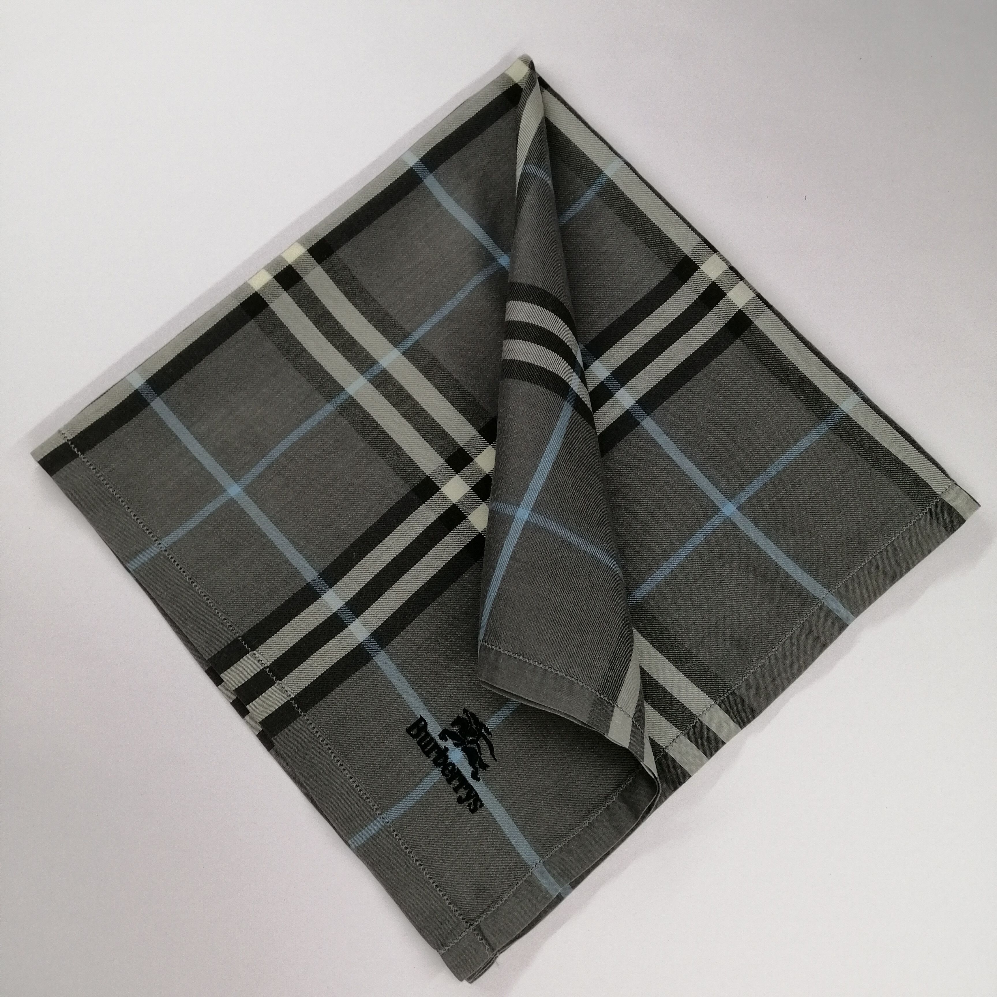 Burberry Vintage Burberry Handkerchief/Neckerchief/Bandana-KD1051 Size ONE SIZE - 1 Thumbnail
