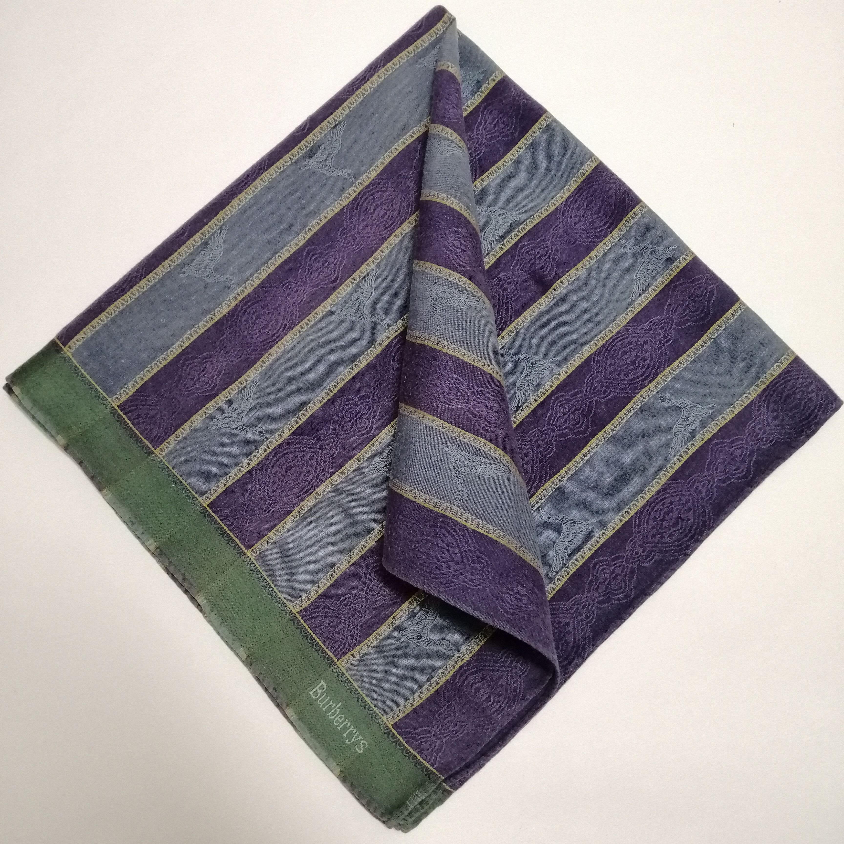 Burberry Vintage Burberry Handkerchief/Neckerchief/Bandana-KD1056 Size ONE SIZE - 1 Thumbnail