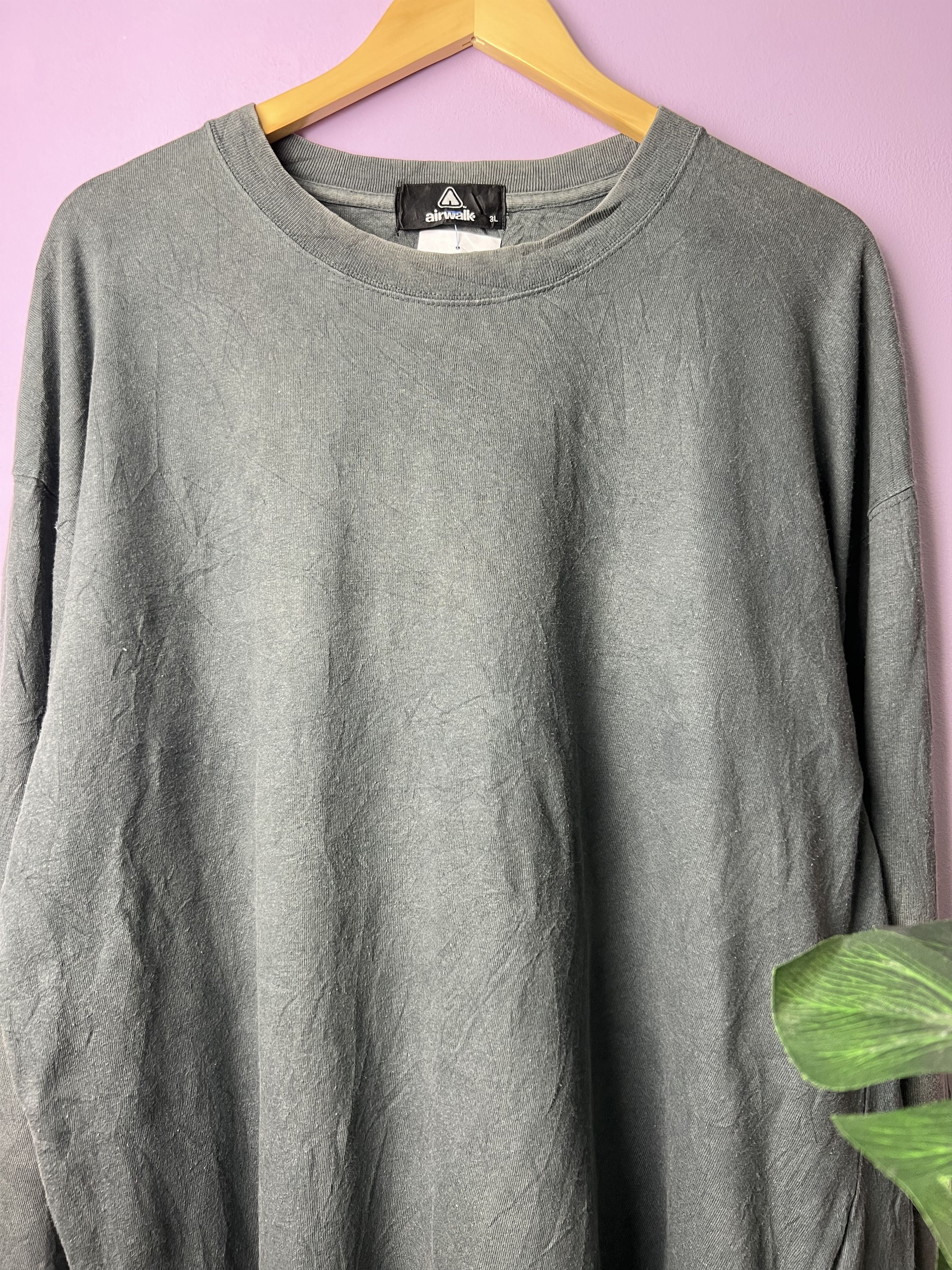 Airwalk 🔥Vintage Airwalk LS Tees Size US XL / EU 56 / 4 - 7 Thumbnail