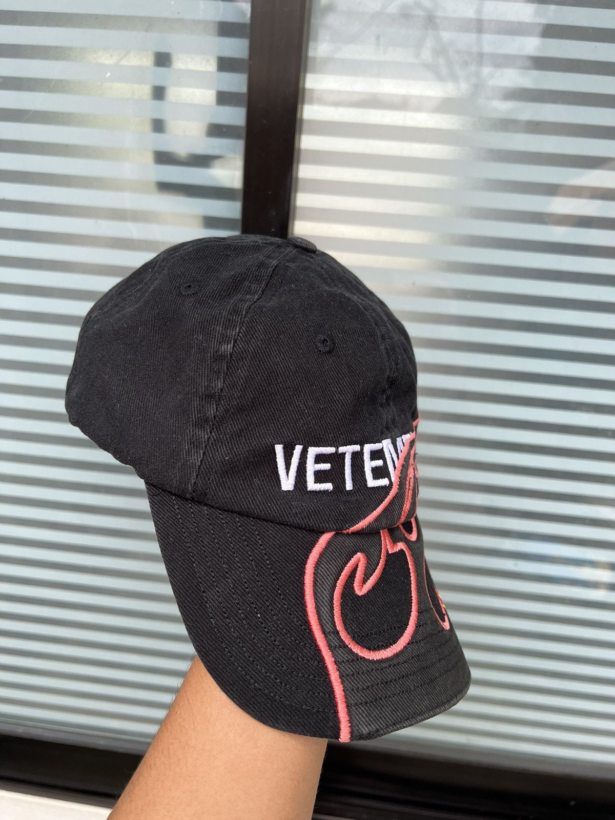 Vetements Vetements x Reebok Flame Cap Size ONE SIZE - 3 Thumbnail