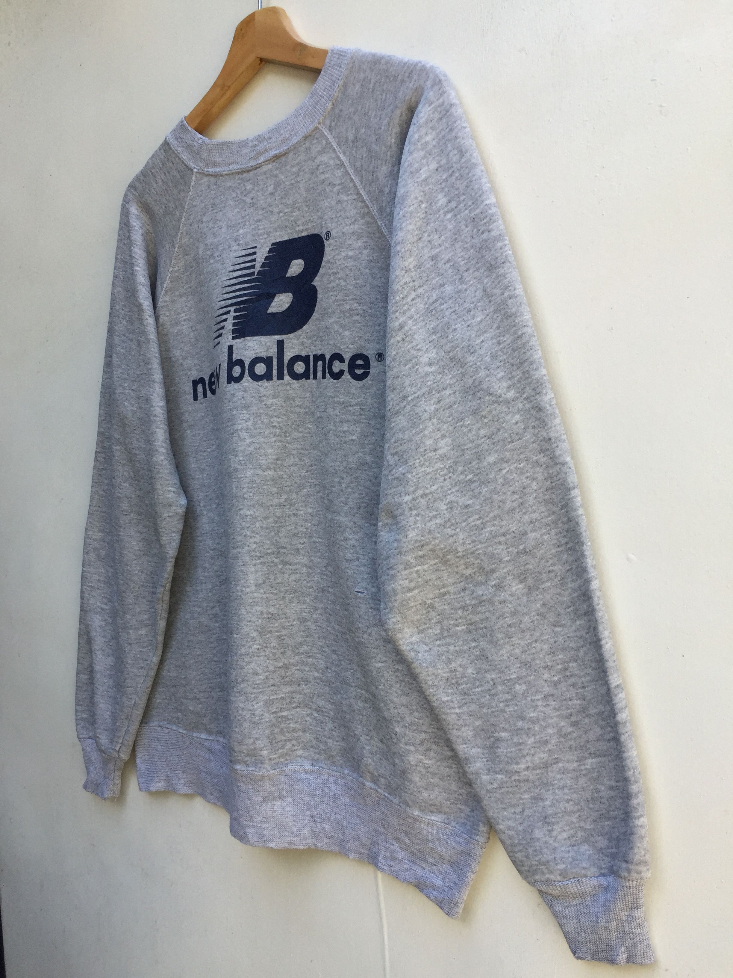 New Balance Vintage New Balance USA Sweatshirt Jumper Crewneck Size US L / EU 52-54 / 3 - 3 Thumbnail
