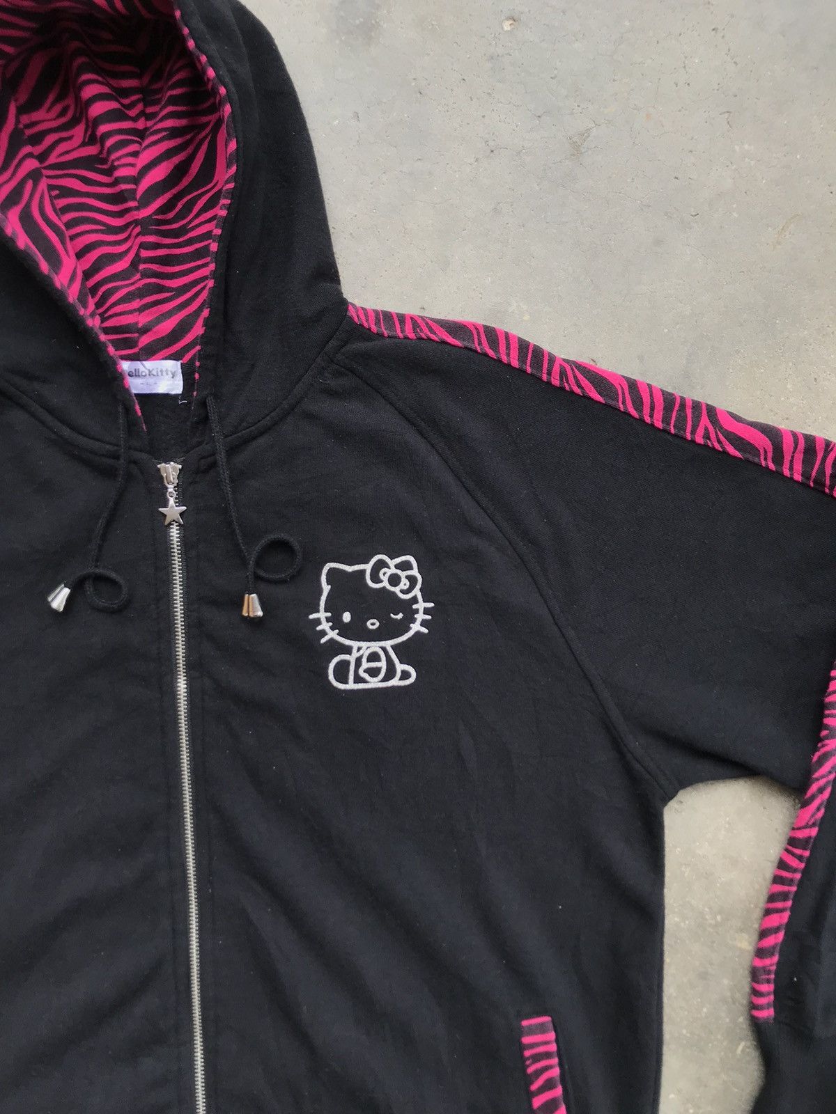 Anime hello kitty stripes camo blackpink sanrio hoodie x anime Size US XL / EU 56 / 4 - 3 Thumbnail