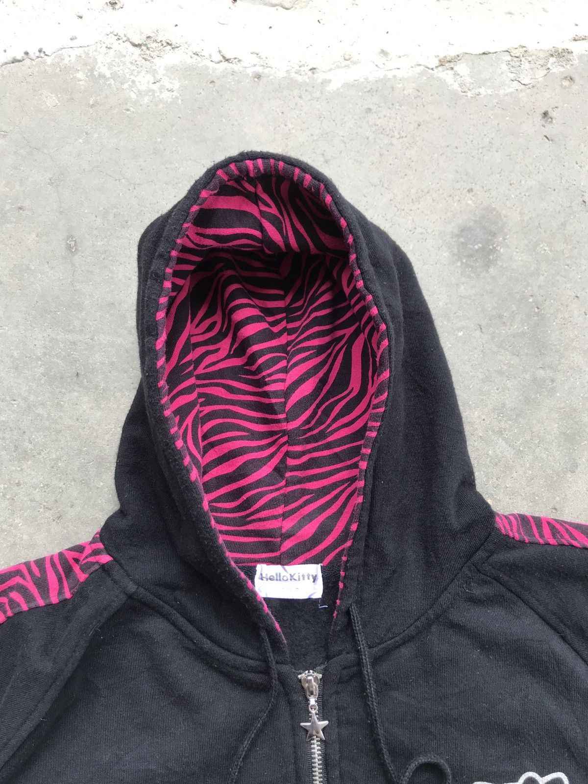 Anime hello kitty stripes camo blackpink sanrio hoodie x anime Size US XL / EU 56 / 4 - 5 Thumbnail