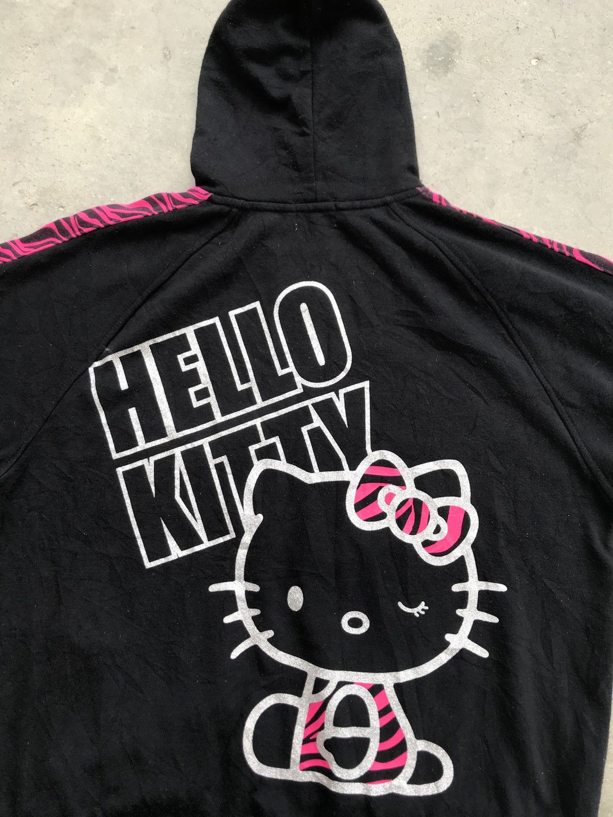 Anime hello kitty stripes camo blackpink sanrio hoodie x anime Size US XL / EU 56 / 4 - 7 Thumbnail