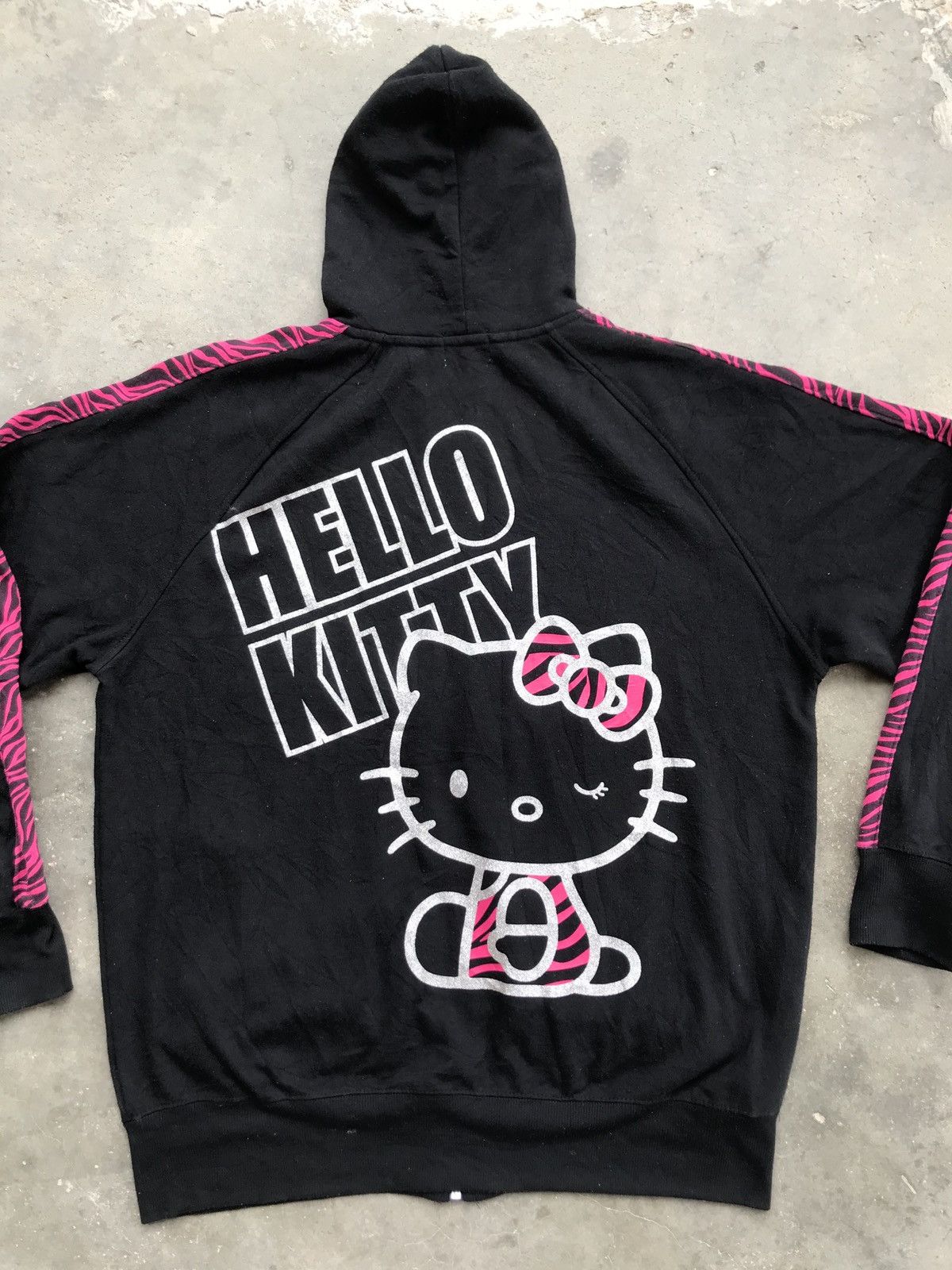Anime hello kitty stripes camo blackpink sanrio hoodie x anime Size US XL / EU 56 / 4 - 6 Thumbnail
