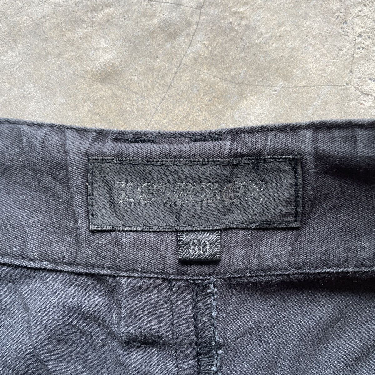 Japanese Brand Vintage Japanese BONDAGE 10 Pocket Faded Cargo Pants Black Size US 30 / EU 46 - 7 Thumbnail