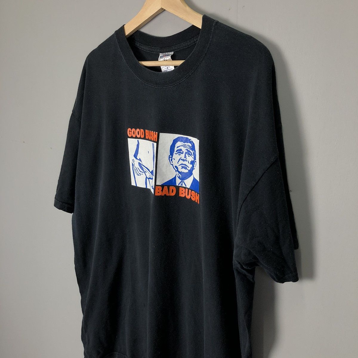 President's Good Bush Bad Bush Tshirt Politcal Funny Tee Don’t Panic Size US XL / EU 56 / 4 - 5 Thumbnail