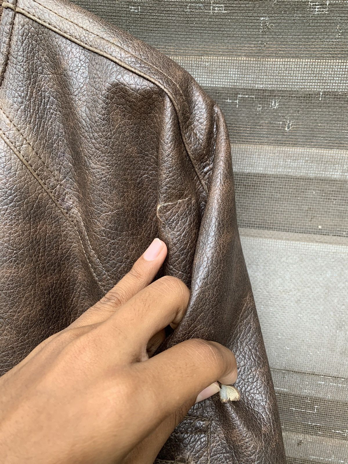 Vintage 🪖Vintage FLYING SHARK MILITARY BROWN LEATHER BOMBER JACKET Size US L / EU 52-54 / 3 - 11 Thumbnail