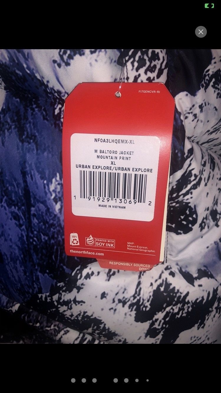 Supreme × The North Face Supreme x TNF Size US XL / EU 56 / 4 - 5 Thumbnail
