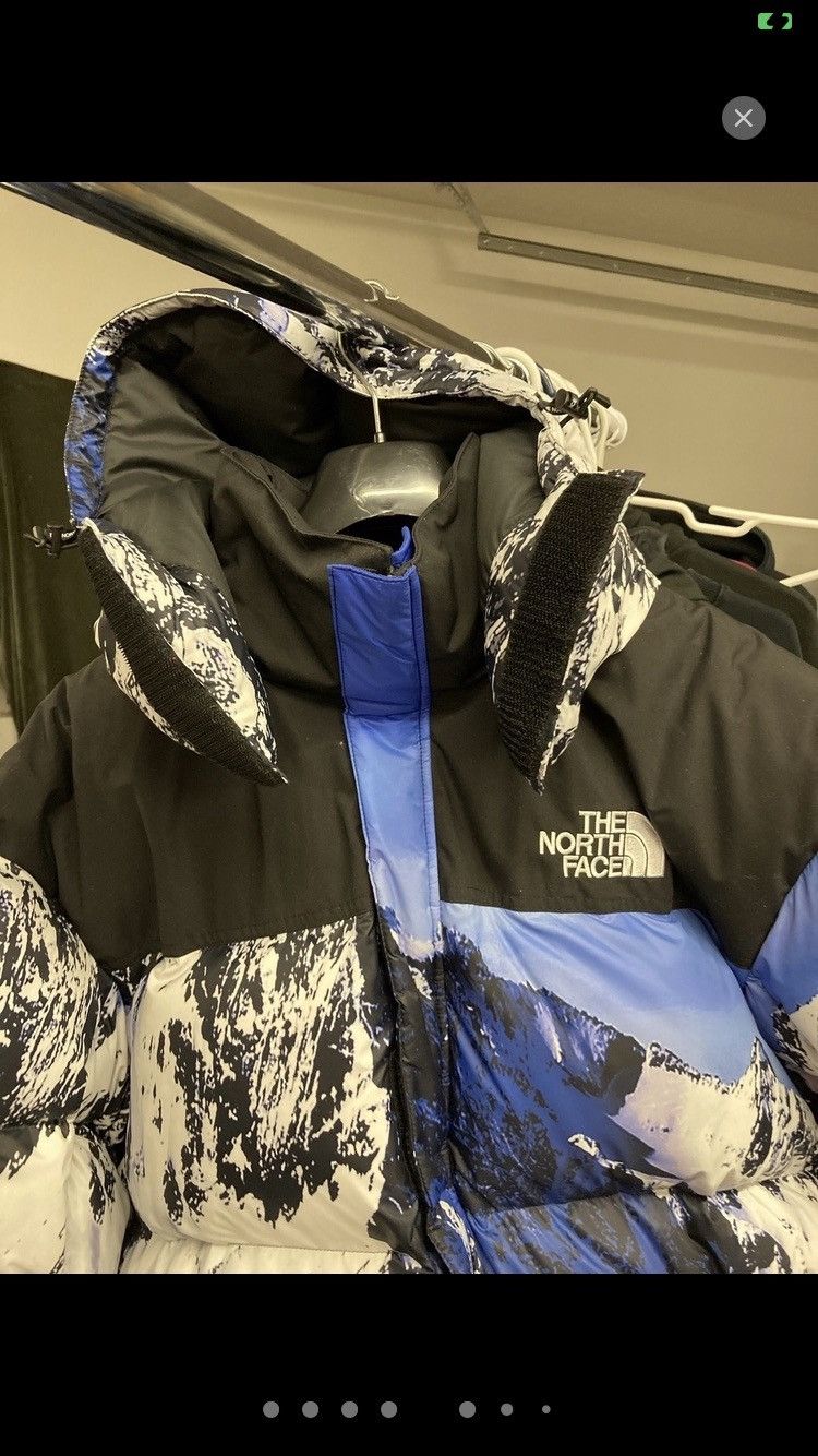 Supreme × The North Face Supreme x TNF Size US XL / EU 56 / 4 - 3 Thumbnail