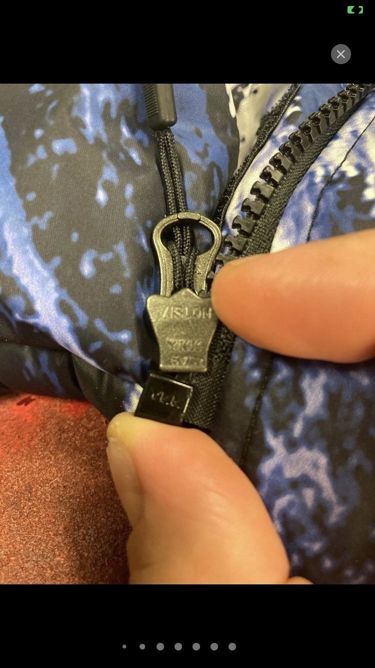 Supreme × The North Face Supreme x TNF Size US XL / EU 56 / 4 - 8 Thumbnail