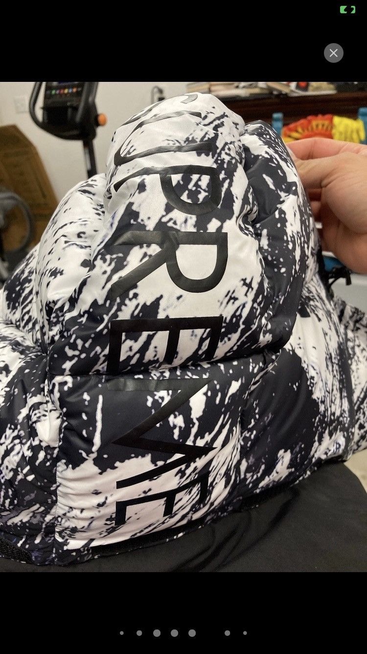 Supreme × The North Face Supreme x TNF Size US XL / EU 56 / 4 - 7 Thumbnail