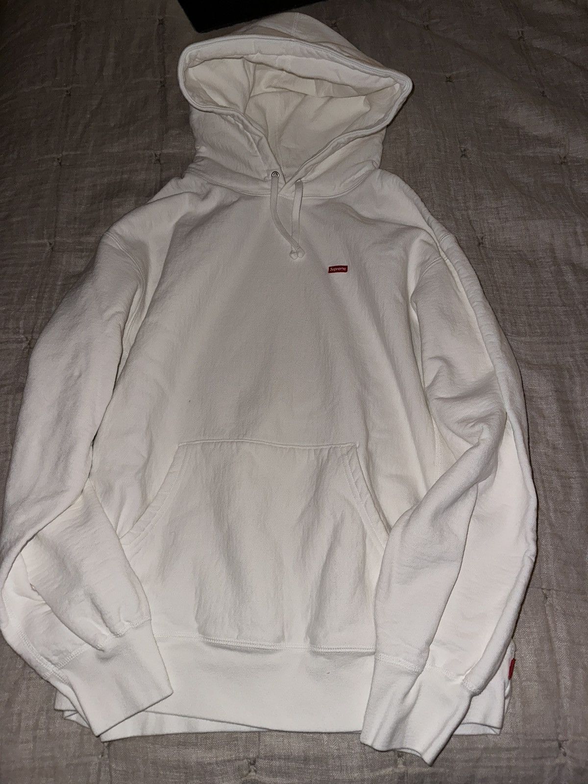 Supreme small logo hoodie online