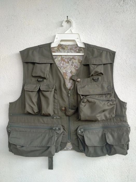 Tracey Vest Daiwa Multipocket Tactical vest Fishing Hunting gear