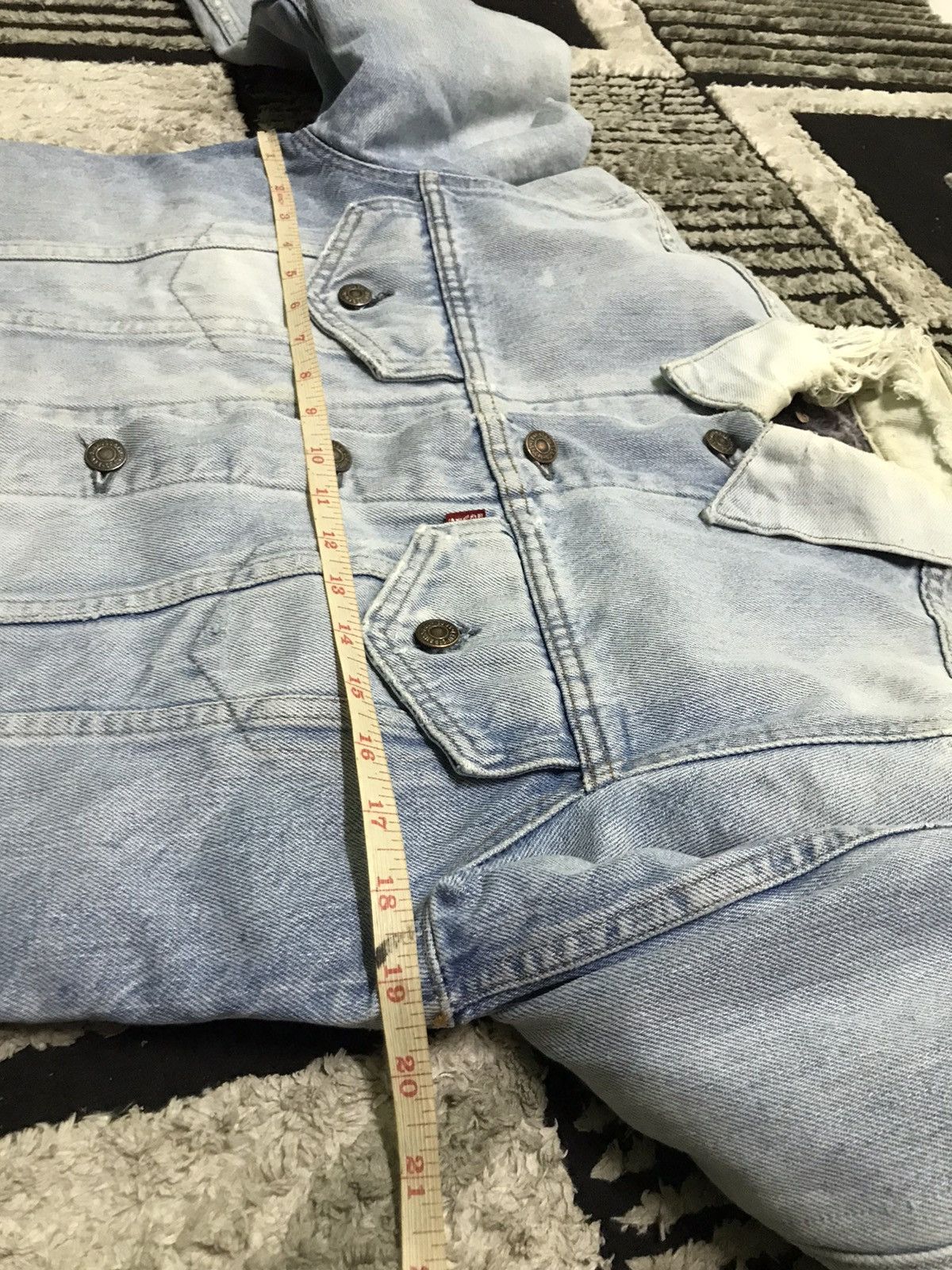 Levi's Vintage 70s levi’s light blue blanket trucker denim jacket Size US S / EU 44-46 / 1 - 6 Thumbnail