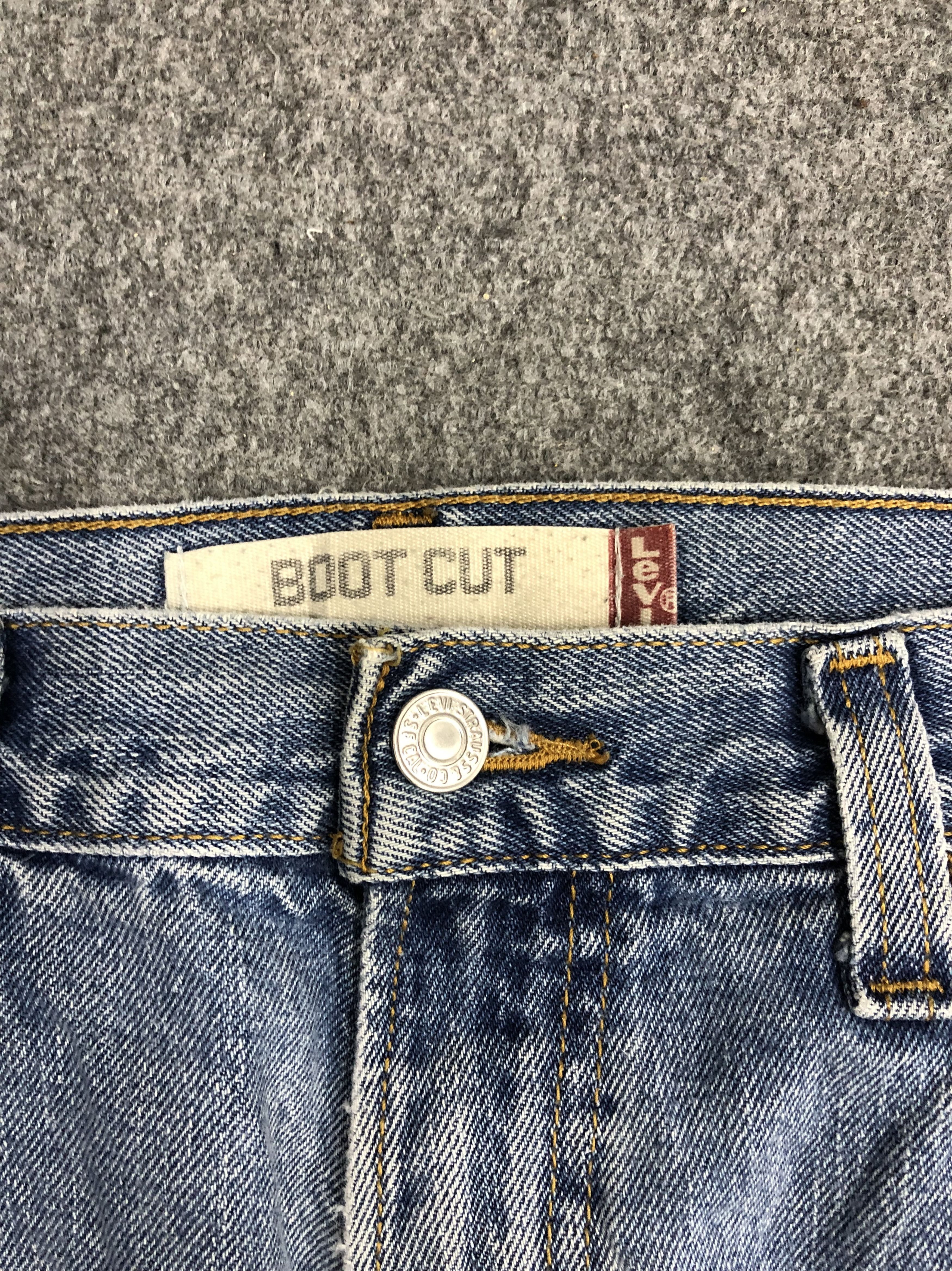 Levi's Vintage Levis 517 Flared Boot Cut Jeans DP1318 Size US 32 / EU 48 - 10 Thumbnail