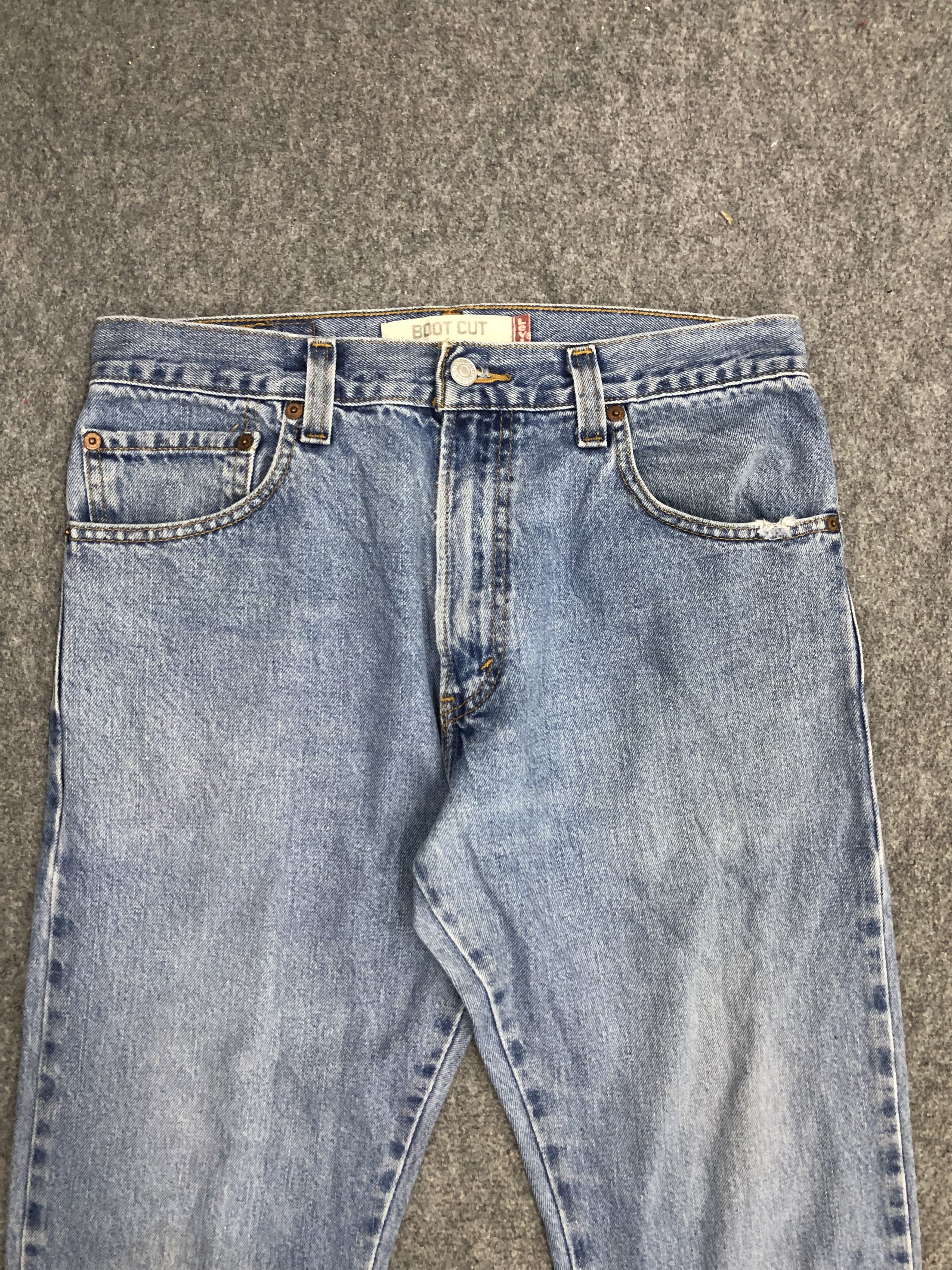 Levi's Vintage Levis 517 Flared Boot Cut Jeans DP1318 Size US 32 / EU 48 - 2 Thumbnail