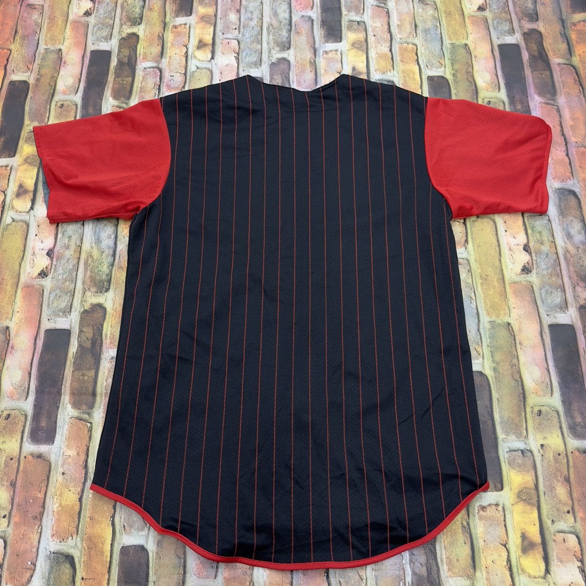 Majestic × NBA × Vintage Vintage Chicago Bulls baseball jersey Size US M / EU 48-50 / 2 - 3 Thumbnail