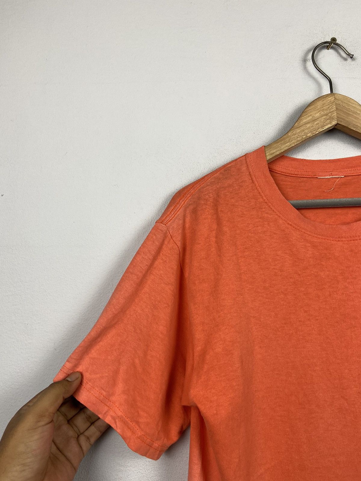 Vintage Vintage 90s Val Surf Skateboard Surf Tee Size US M / EU 48-50 / 2 - 6 Thumbnail